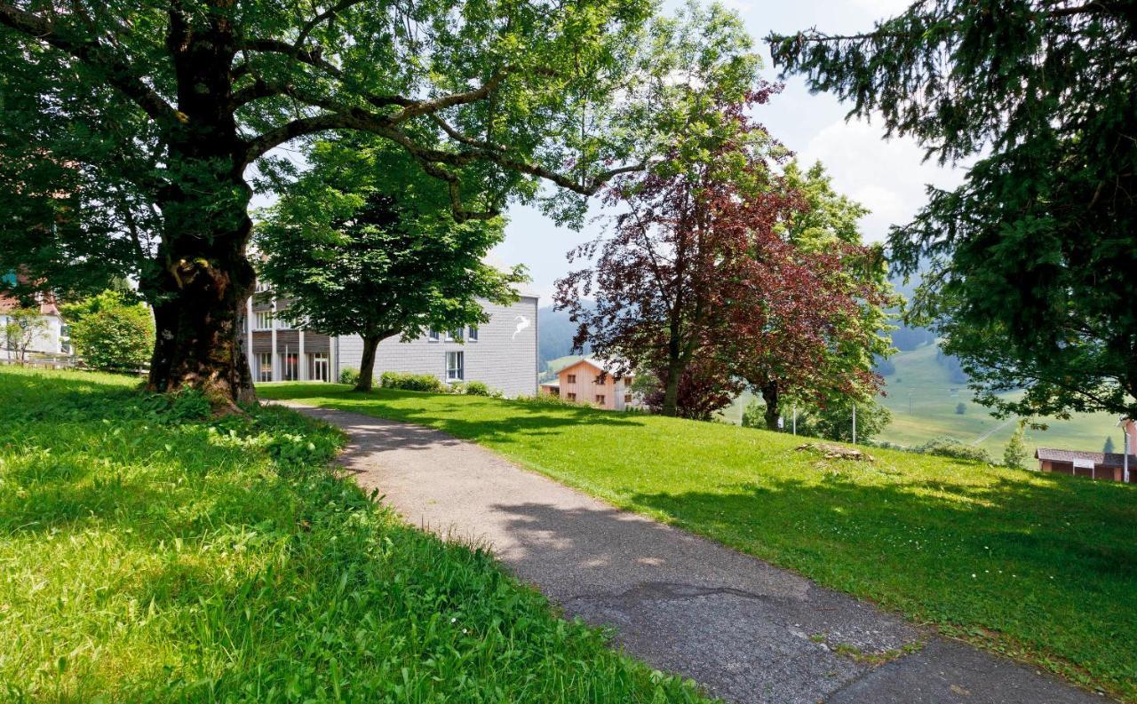 Hirschen Guesthouse Wildhaus Exterior foto